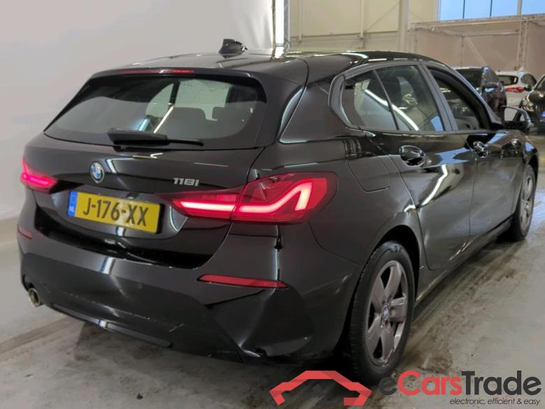 BMW 1 Serie 118iA Corporate Executive 5d #2
