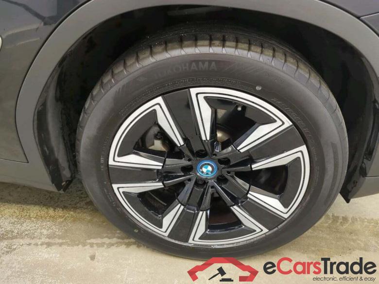 BMW iX3 Executive #4