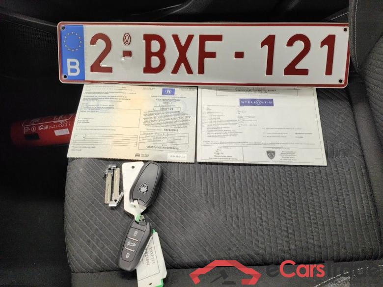 Peugeot 308 1.2 PureTech 130 S&S EAT8 Active Pack 5d #4