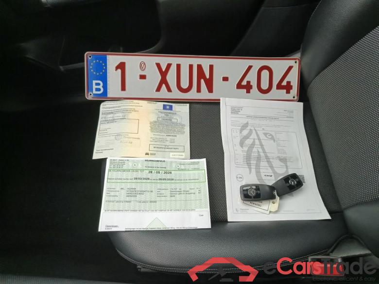 Mercedes-Benz GLB GLB 200 d 5d #4