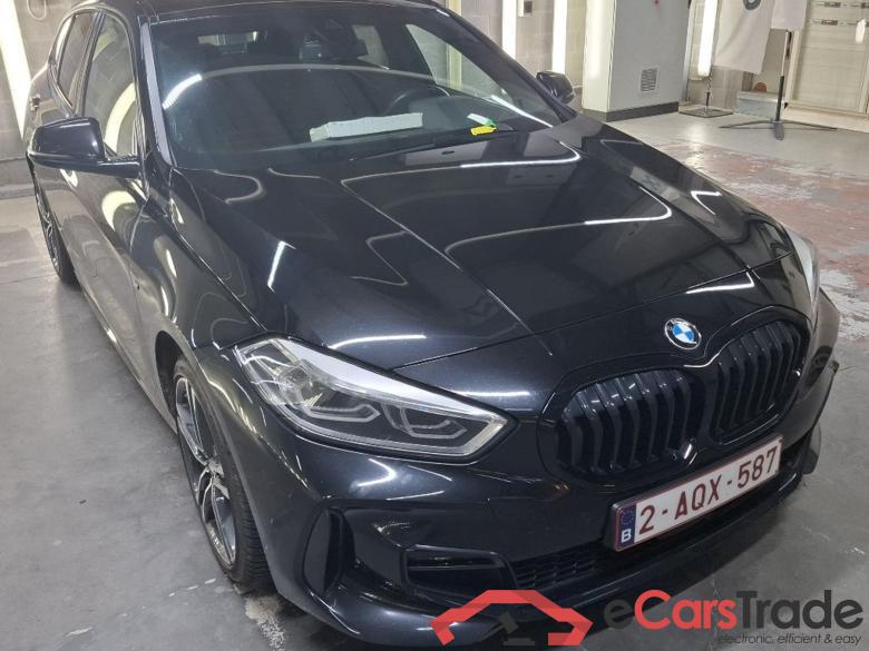 BMW 118i M-Sport Aut. Pano LED-Xenon LC-Pro Navi 1/2 Sport-Leather KeylessGo Camera Klima PDC ... #2