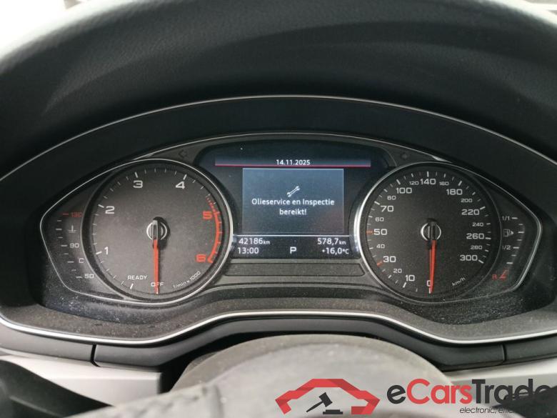 Audi A4 Avant 2.0 30 TDi 100kW S tronic Business Ed 5d #4