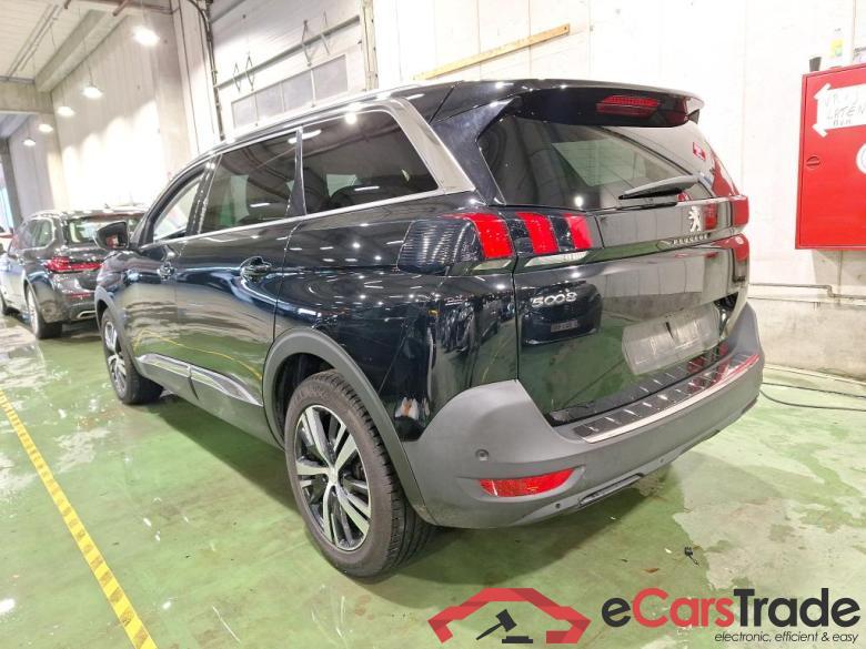 PEUGEOT 5008 - 2020 1.2 PureTech Allure #3