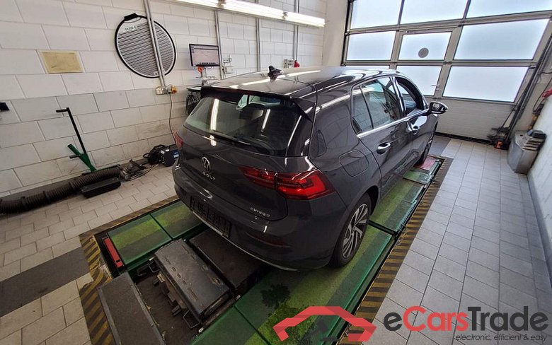 Volkswagen Golf VIII Lim. (CD1)(12.2019->2024) DE - LimS5 1.4 eHybrid EU6d, Style OPF (EURO 6d), 2020 - 2022 #3