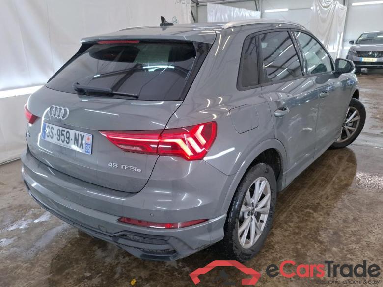 AUDI Q3 / 2018 / 5P / SUV 45 TFSI E 245 S TRONIC S LINE #3