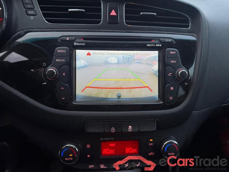 KIA Cee'd Cee'd 1.4i World Edition #5