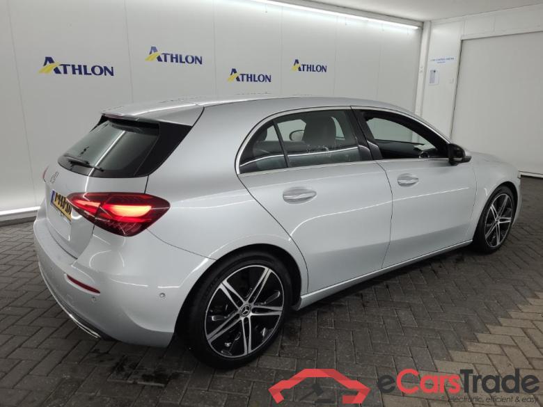 MERCEDES-BENZ A-klasse A 180 DCT Luxury Line 5D 100kW #3