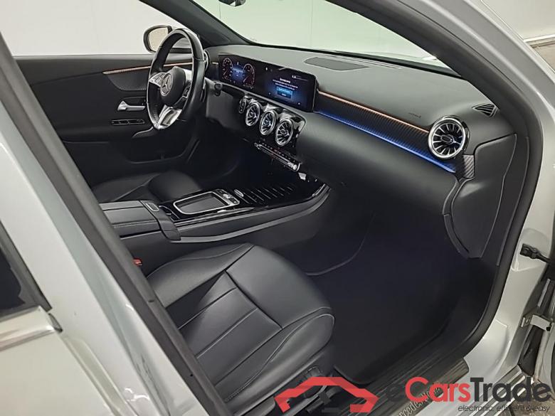 MERCEDES-BENZ A-klasse A 180 DCT Luxury Line 5D 100kW #6