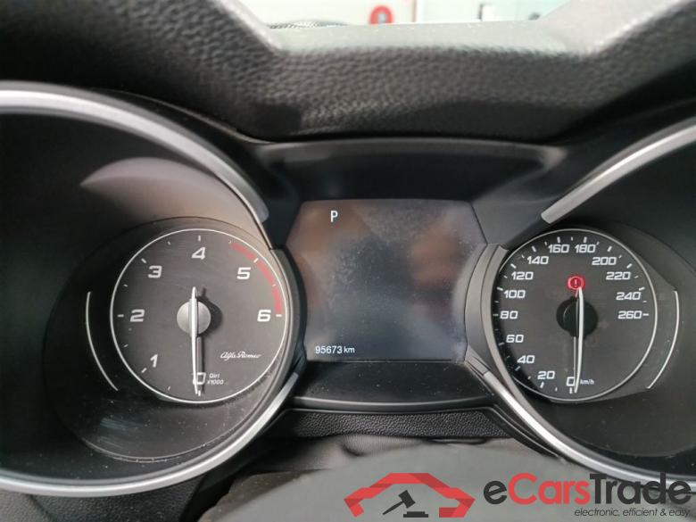 ALFA ROMEO STELVIO DIESEL - 2020 2.2 MJD 190hp AWD Super 5d #6