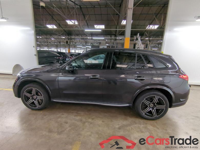 MERCEDES-BENZ GLC / 2022 / 5P / SUV GLC 400 e AMG Line 4MATIC #4