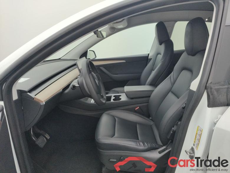 TESLA MODEL Y 72.5 kWh Dual Motor Long Range (324 kW) 5d #3