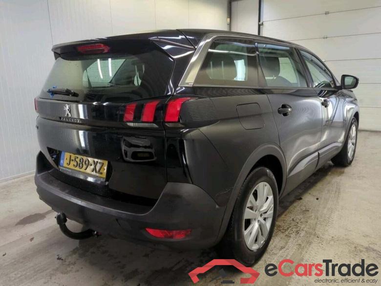 PEUGEOT 5008 1.2 PT BL. Executive #2