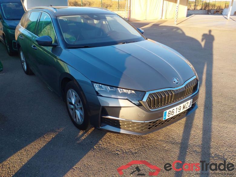 SKODA Octavia 2.0 TDI 110 kW (150CV) DSG 7 vel Automático Combi Design (Pano) #1