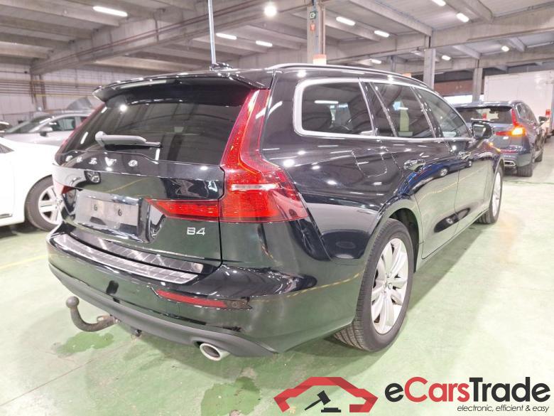 VOLVO V60 2.0 B4 D GEARTRONIC MOMENTUM PRO #4
