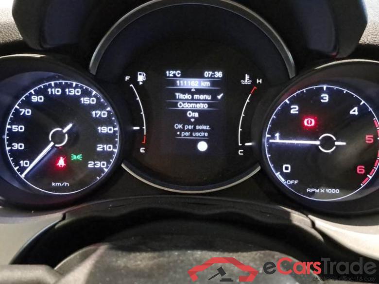 FIAT 500X / 2018 / 5P / CROSSOVER 1.3 MJET 95CV E6D CONNECT #4