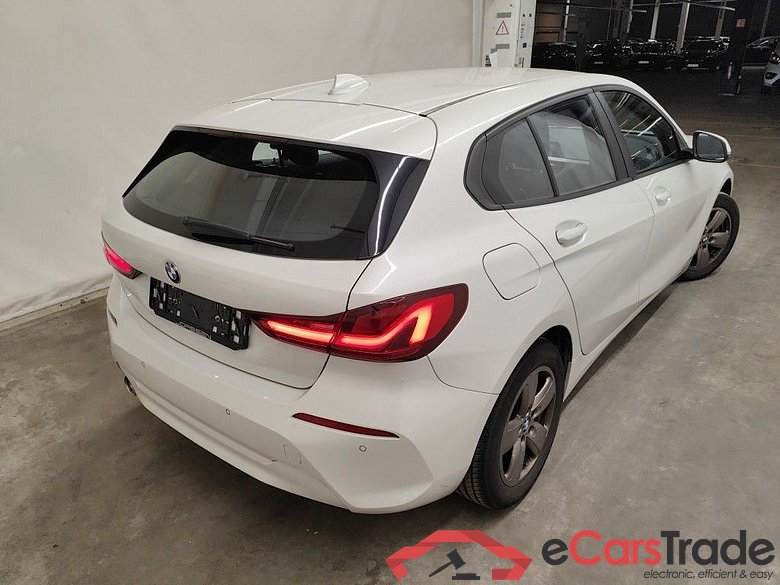 BMW 1 Reeks Hatch 116iA (80 kW) 5d #2