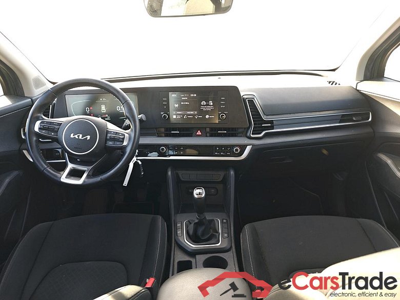 KIA Sportage / 2022 / 5P / todoterreno 1.6 T-GDi 112kW (150CV) Concept 4X2 #3