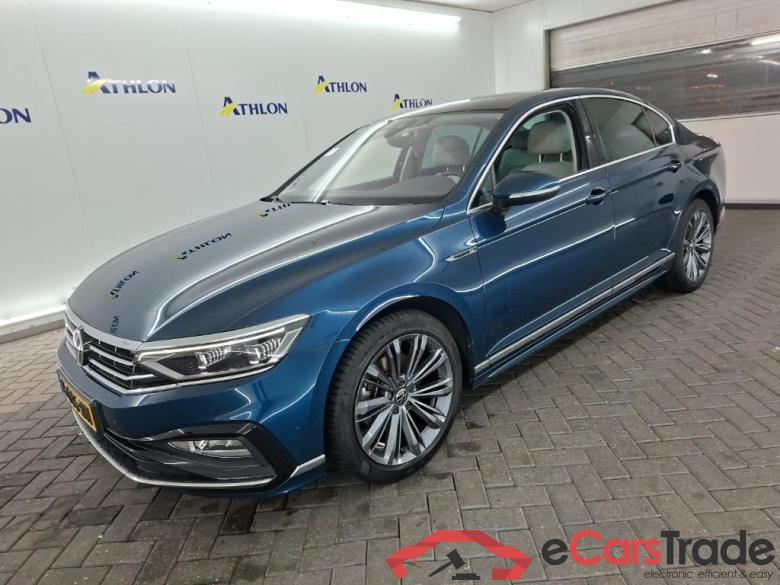 VOLKSWAGEN PASSAT 1.5 TSI 7-DSG Elegance Business R 4D 110kW #1