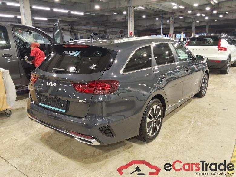 KIA CEE'D SPORTSWAGON 1.6 GDI PHEV BUSINESS LINE DCT #4