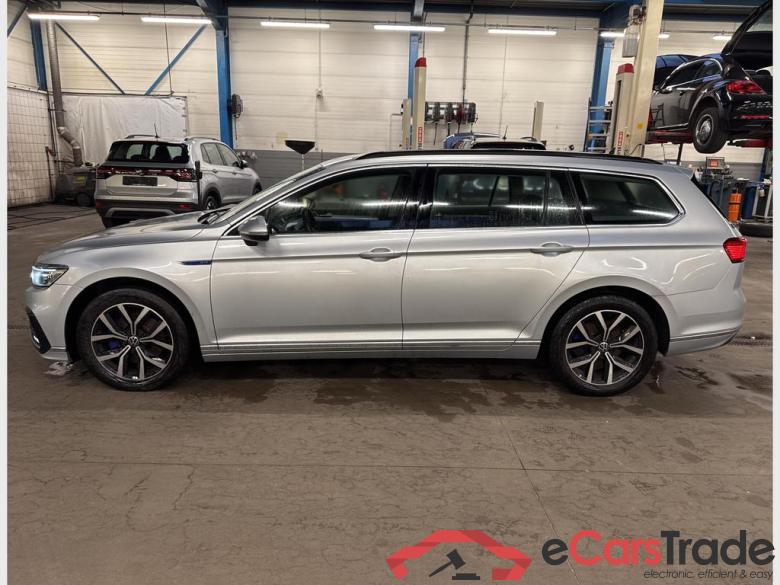 VOLKSWAGEN Passat Variant GTE Passat Variant GTE Business 1.4 TSI eHybrid 115 kW (156 ch) 6 vitesses DSG #5
