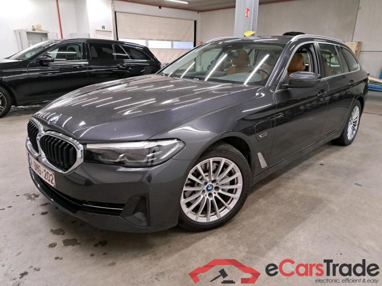 BMW - BMW 5 TOURING 520e 204PK Business Edition With Dakota Leather & Parking Assistant Pack & Electric Sunroof  * HYBRID * #1