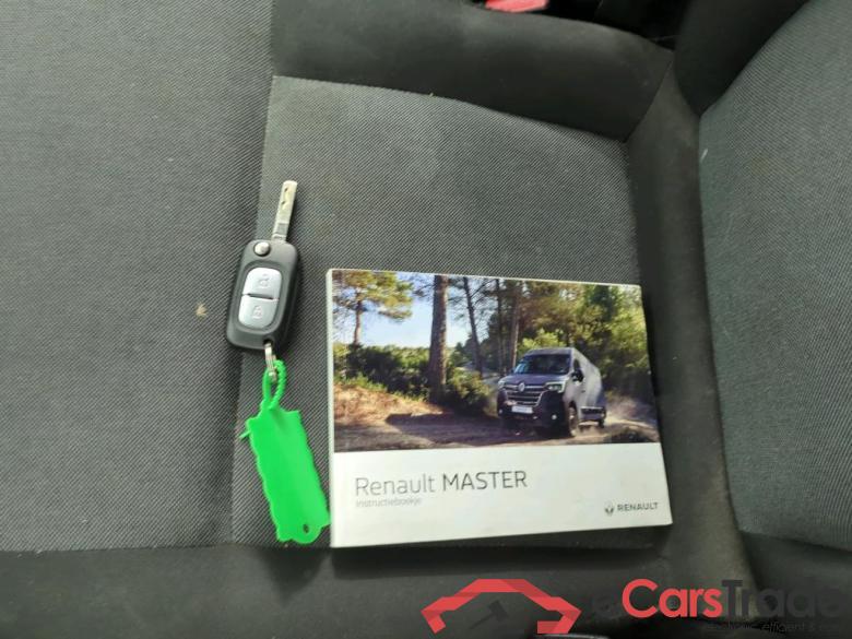 Renault Master L2H2 T35 dCi 135 FWD 4d #4