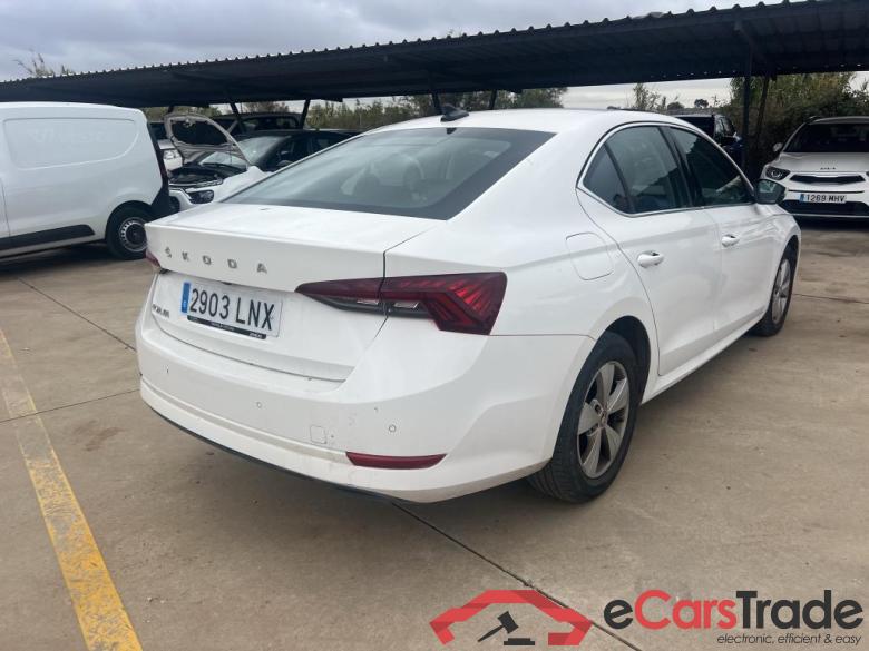 SKODA Octavia / 2020 / 5P / berlina con portón 2.0 TDI 110kW (150CV) Manual Ambition #2