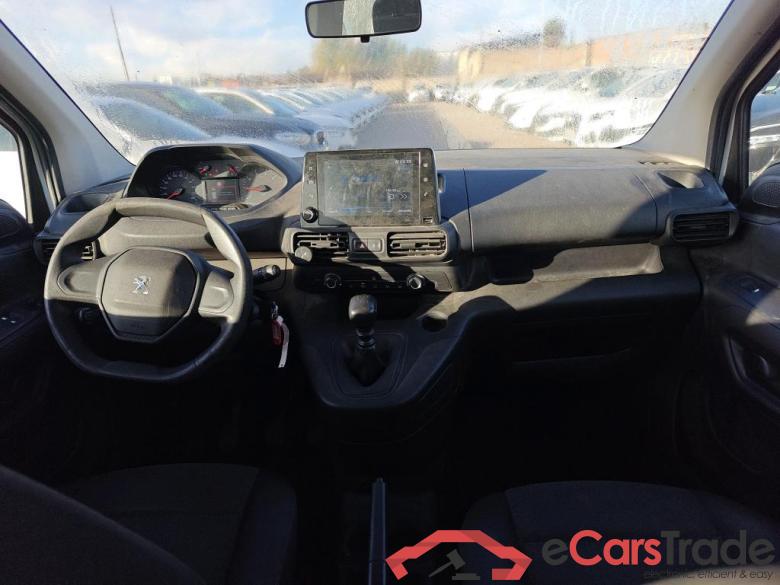 PEUGEOT Rifter / 2018 / 4P / combi Active Standard BlueHDi 73kW (IND) (CX2) #3