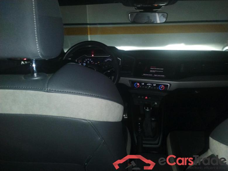 AUDI A1 / 2018 / 5P / berlina con portón Sportback Black line 35 TFSI 110kW S tro #3