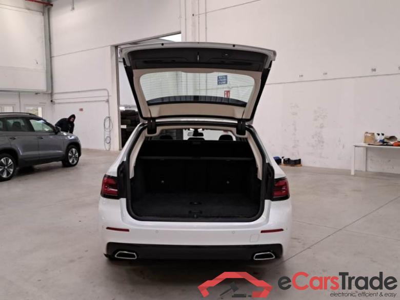 BMW SERIE 5 / 2020 / 5P / STATION WAGON 520D AUT BUSINESS MH48V TOURING #5