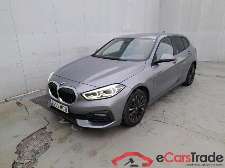 BMW Serie 1 / 2019 / 5P / berlina con portón 118i Corporate Auto. (AC) #1