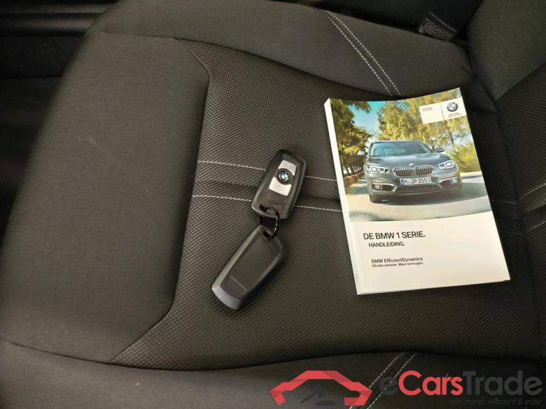 BMW 1 Serie 118iA Steptronic Executive 5d #4