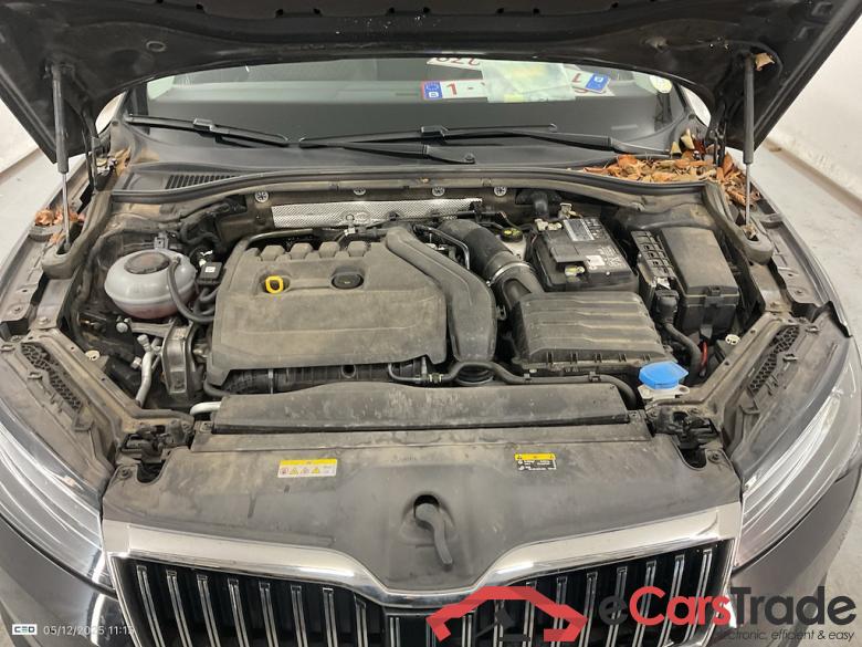 SKODA SUPERB COMBI - 2019 1.5 TSI ACT Ambition #6