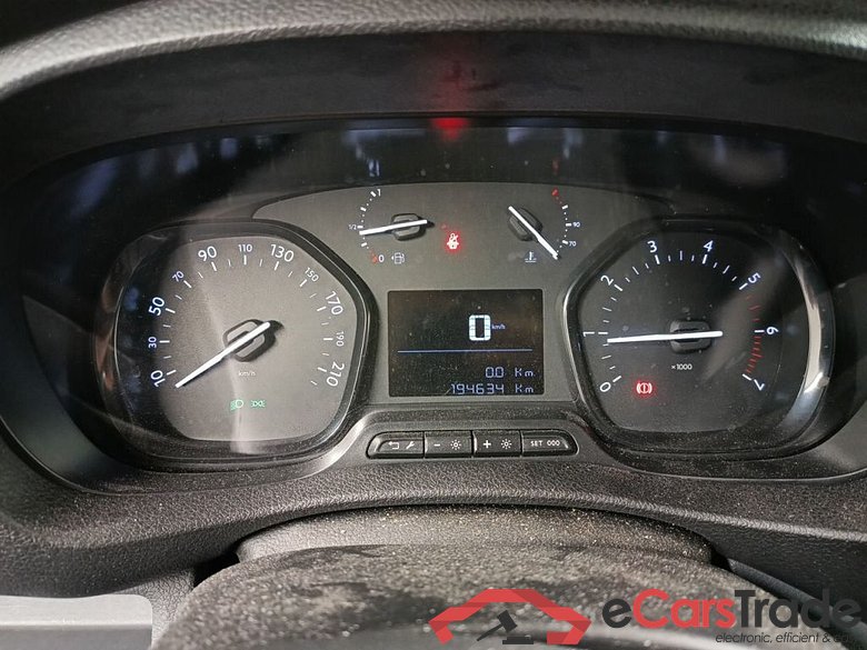 Peugeot Expert Long DC Premium L3 2.0 BlueHDi 145 S&S 4d #6