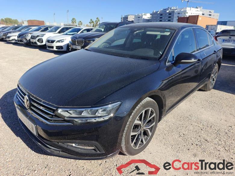 VOLKSWAGEN Passat / 2019 / 4P / sedán Executive 2.0 TDI 110kW (150CV) DSG #1
