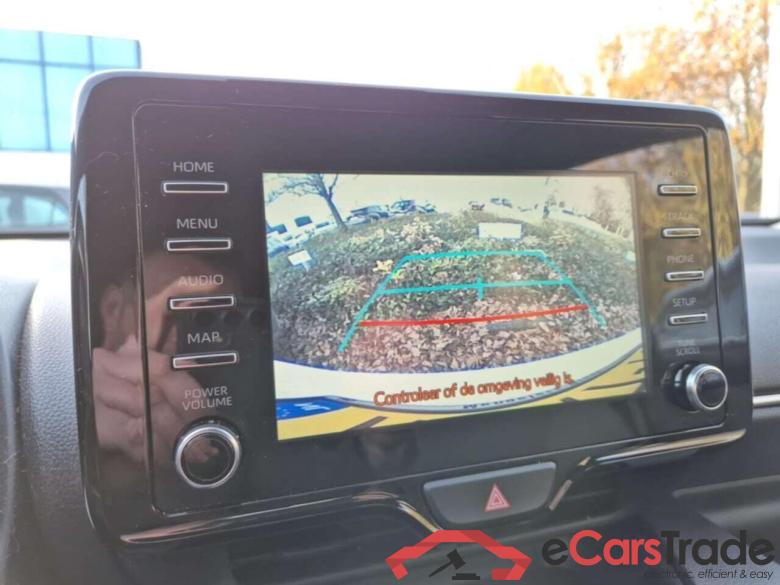 TOYOTA YARIS 1.5 Hybrid Active #6