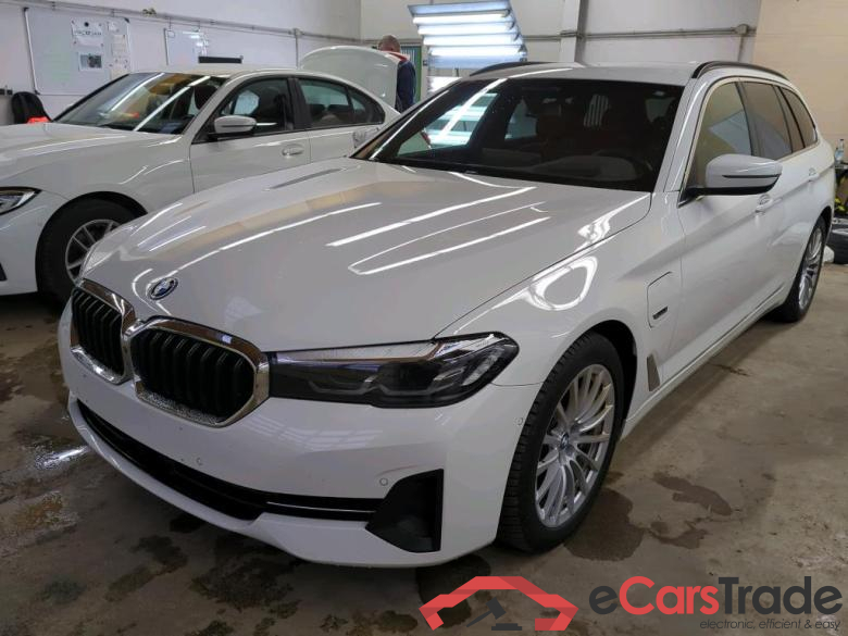 Baureihe 5 Touring 530 e 2.0 215KW AT8 E6d