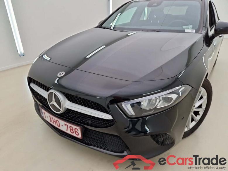 MERCEDES-BENZ A-KLASSE SEDAN 180D LAUNCH EDITION DCT #5