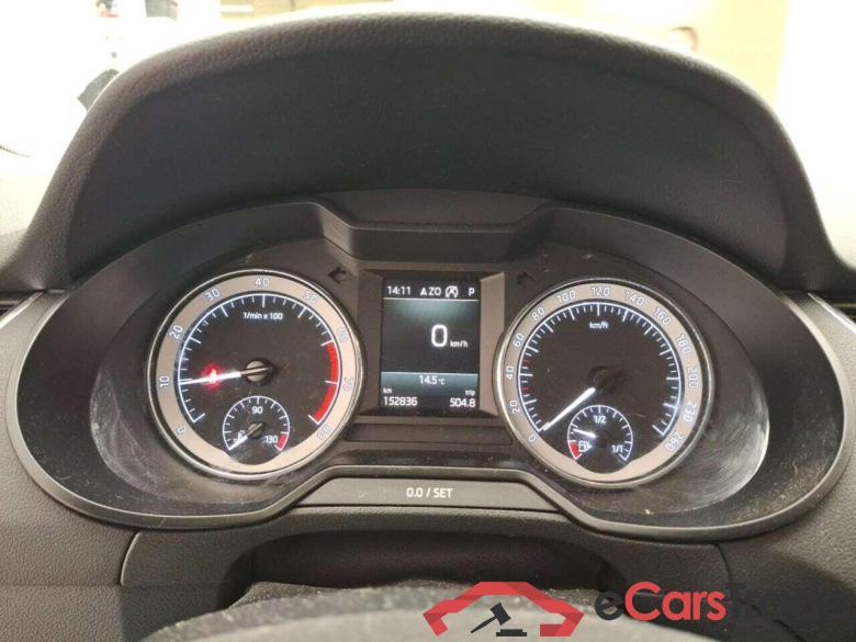 SKODA Octavia Combi 1.5 TSI Business Edition DSG #4