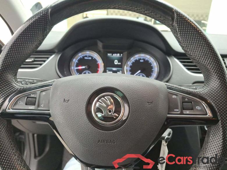 SKODA Octavia Combi 1.5 TSI Business Edition DSG #5