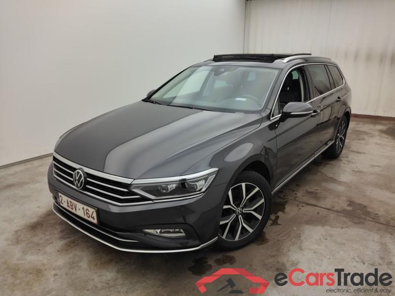 Volkswagen Passat Variant 2.0 TDI SCR 110kW Elegance Business 5d #1