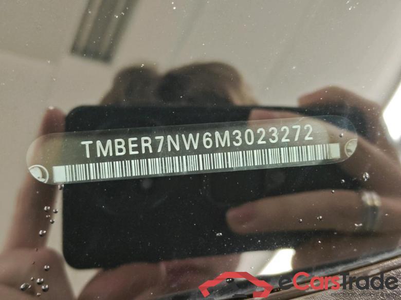 Skoda Scala 1.0 TSI 85kW Sport Business 5d #6