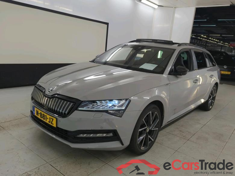 Skoda Superb Combi 1.4 TSI PHEV DSG Sportline Business + Pano