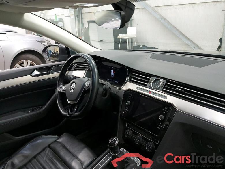 VOLKSWAGEN - VW  PASSAT VARIANT TDI 150PK Highline Business With Nappa Leather & Electric Foldable Traile rHook #3