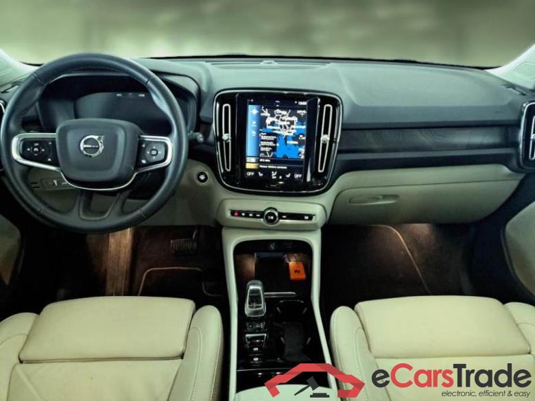 VOLVO XC40 / 2021 / 5P / SUV T5 RECHARGE PLUG-IN AUTO PLUS BRIGHT #3
