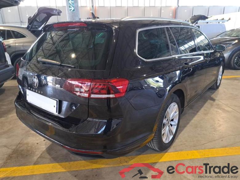 VOLKSWAGEN PASSAT / 2019 / 5P / STATION WAGON VAR. 2.0TDI SCR EVO 90KW BUSINESS DSG #2