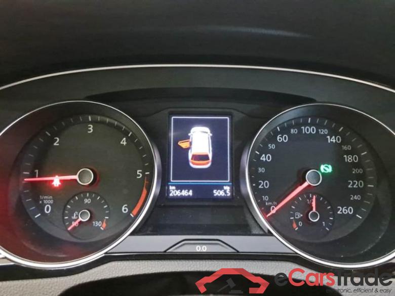 VOLKSWAGEN PASSAT / 2019 / 5P / STATION WAGON VAR. 2.0TDI SCR EVO 90KW BUSINESS DSG #4