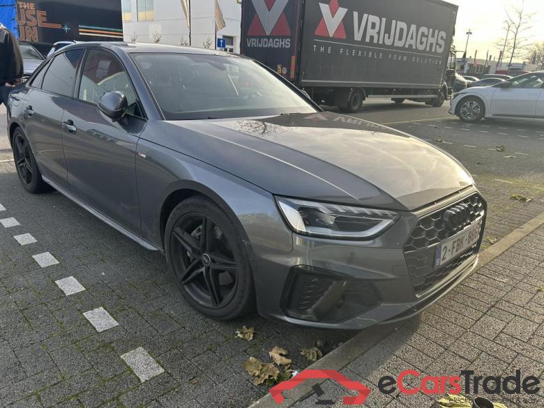 AUDI A4 40 TFSI S line S tronic #2