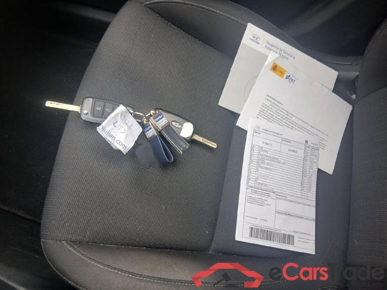 HYUNDAI Kona / 2020 / 5P / todoterreno 1.0 TGDI Maxx 4X2 #5