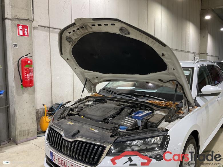 SKODA SUPERB COMBI 2.0 CRTDI 110KW CLEVER+ #6